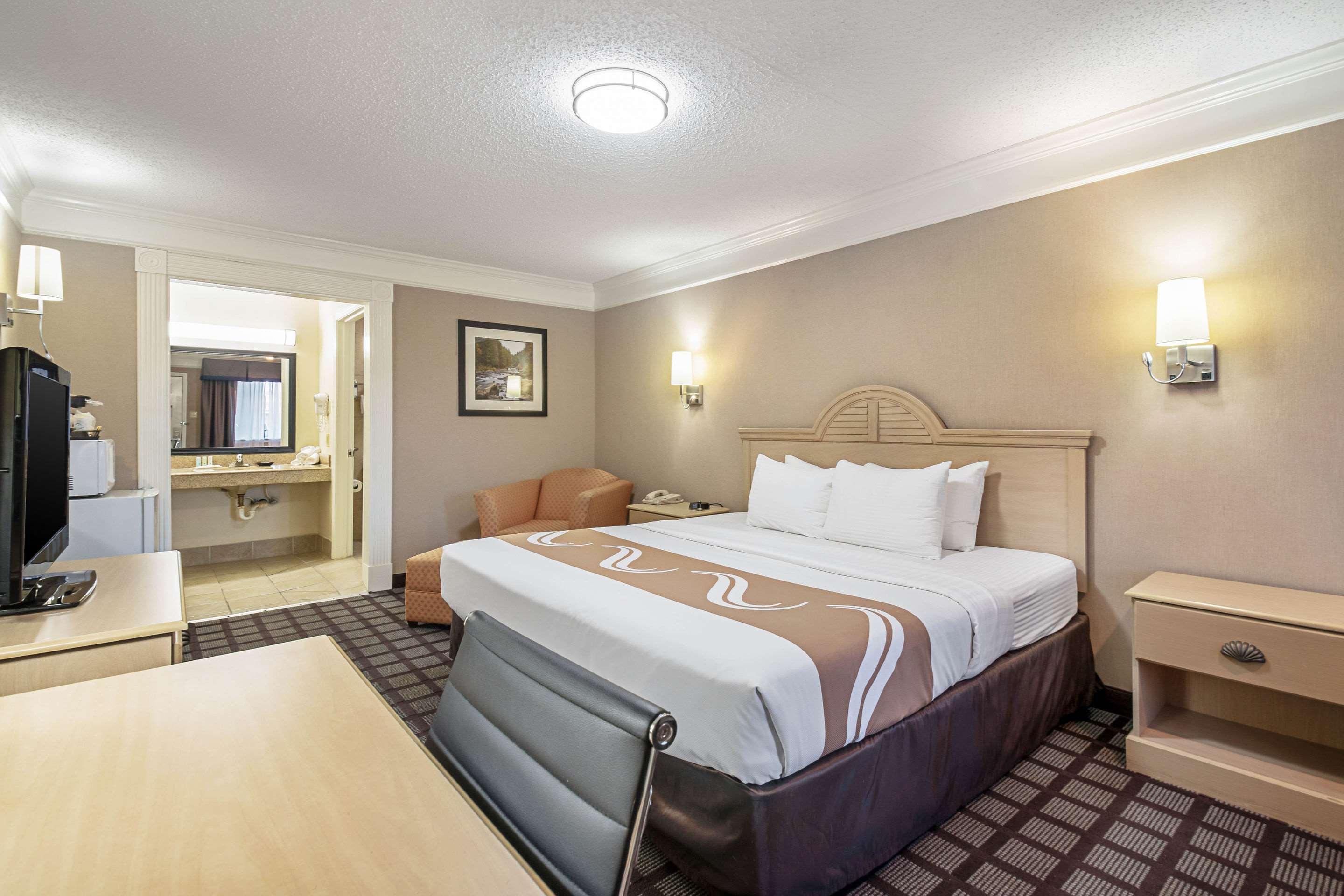 Quality Inn Near Lake Marble Falls Exterior photo